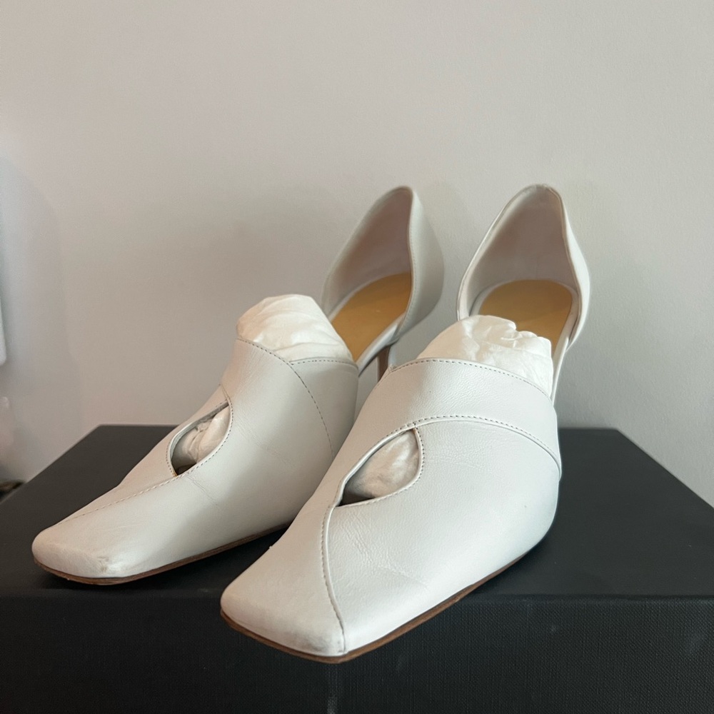 A.W.A.K.E Mode - Loretta Pump